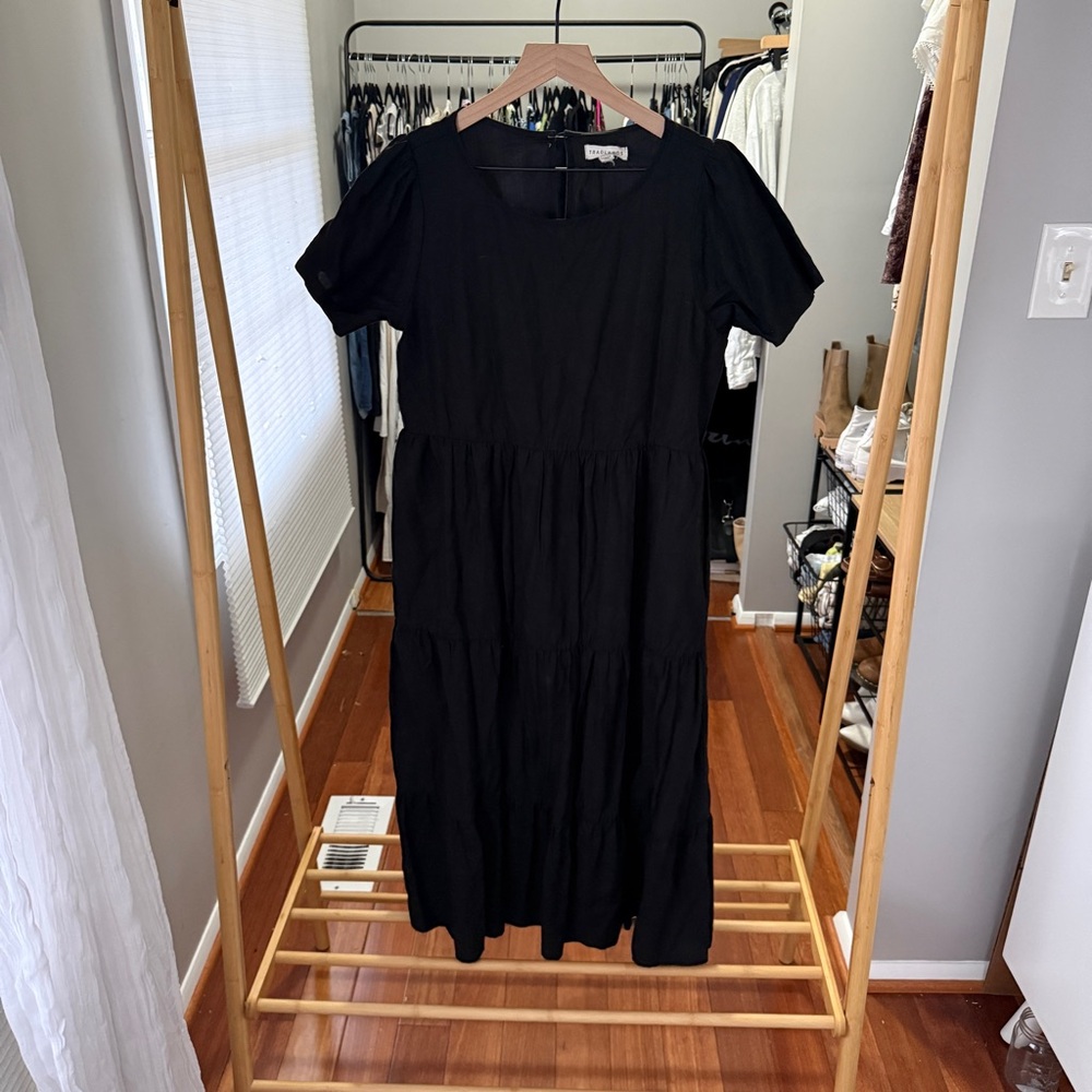 Tradlands Chalet Tiered Midi Dress - Picture 2 of 9